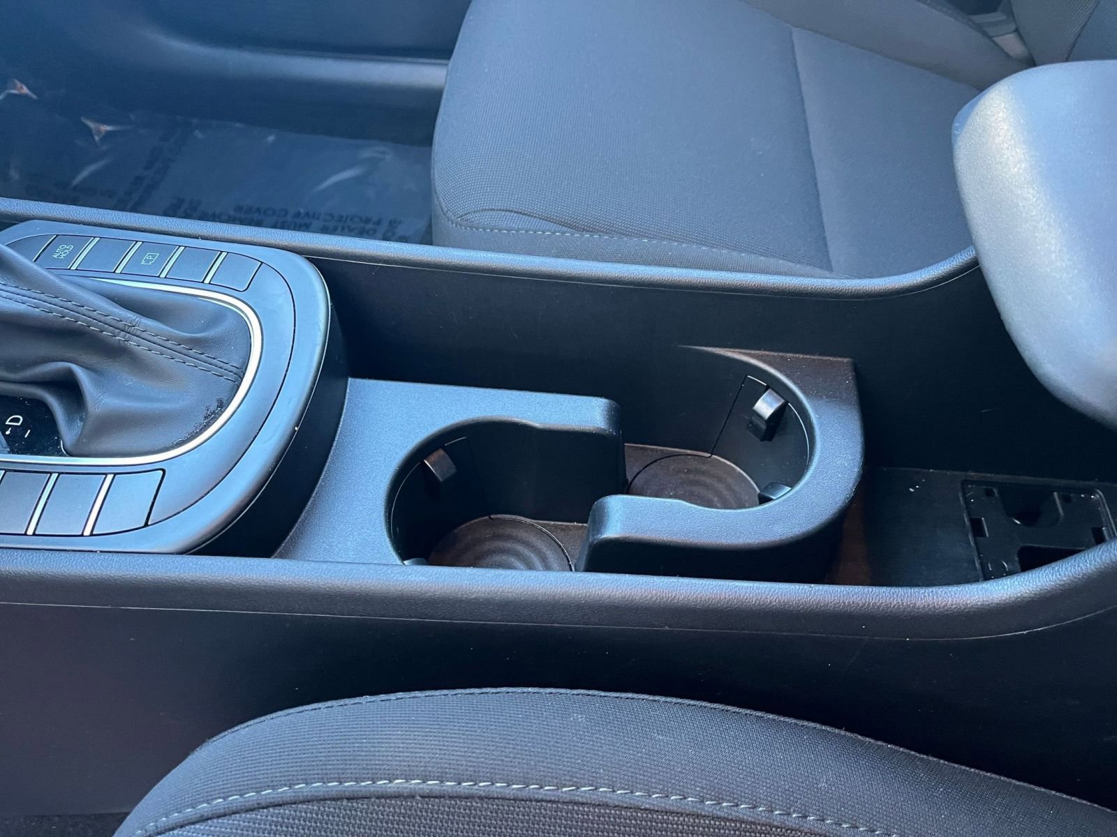 Used 2025 Hyundai Kona SEL image 41