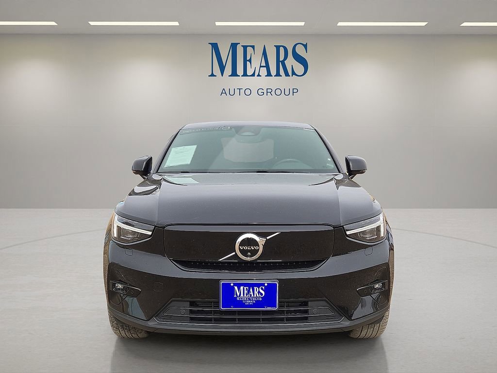 Used 2023 Volvo C40 P8 Recharge Ultimate image 9