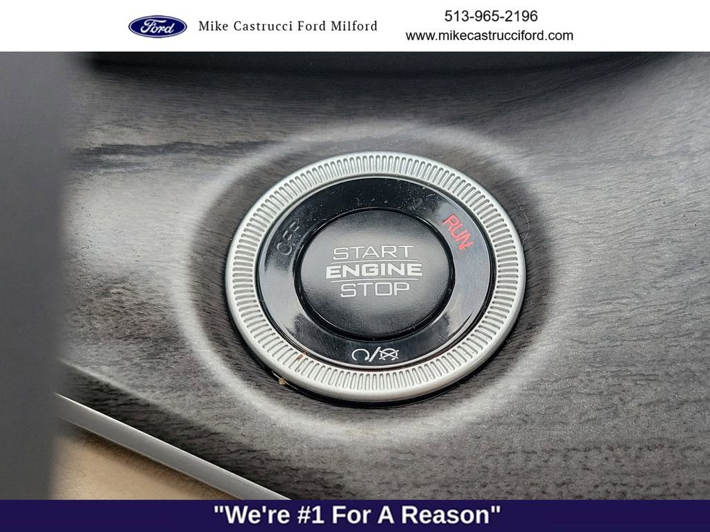 Used 2025 Jeep Grand Cherokee L Limited w/ Black Appearance Package AWD/4WD image 20