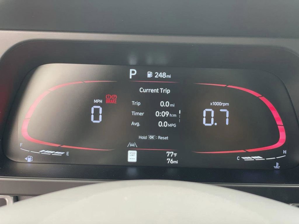 New 2026 Hyundai Elantra Sport FWD image 32