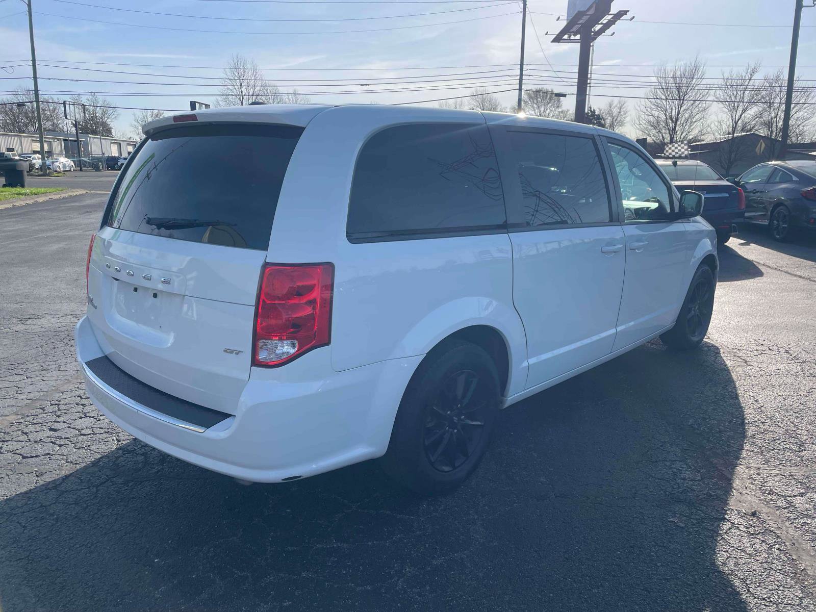 Used 2020 Dodge Grand Caravan GT image 4