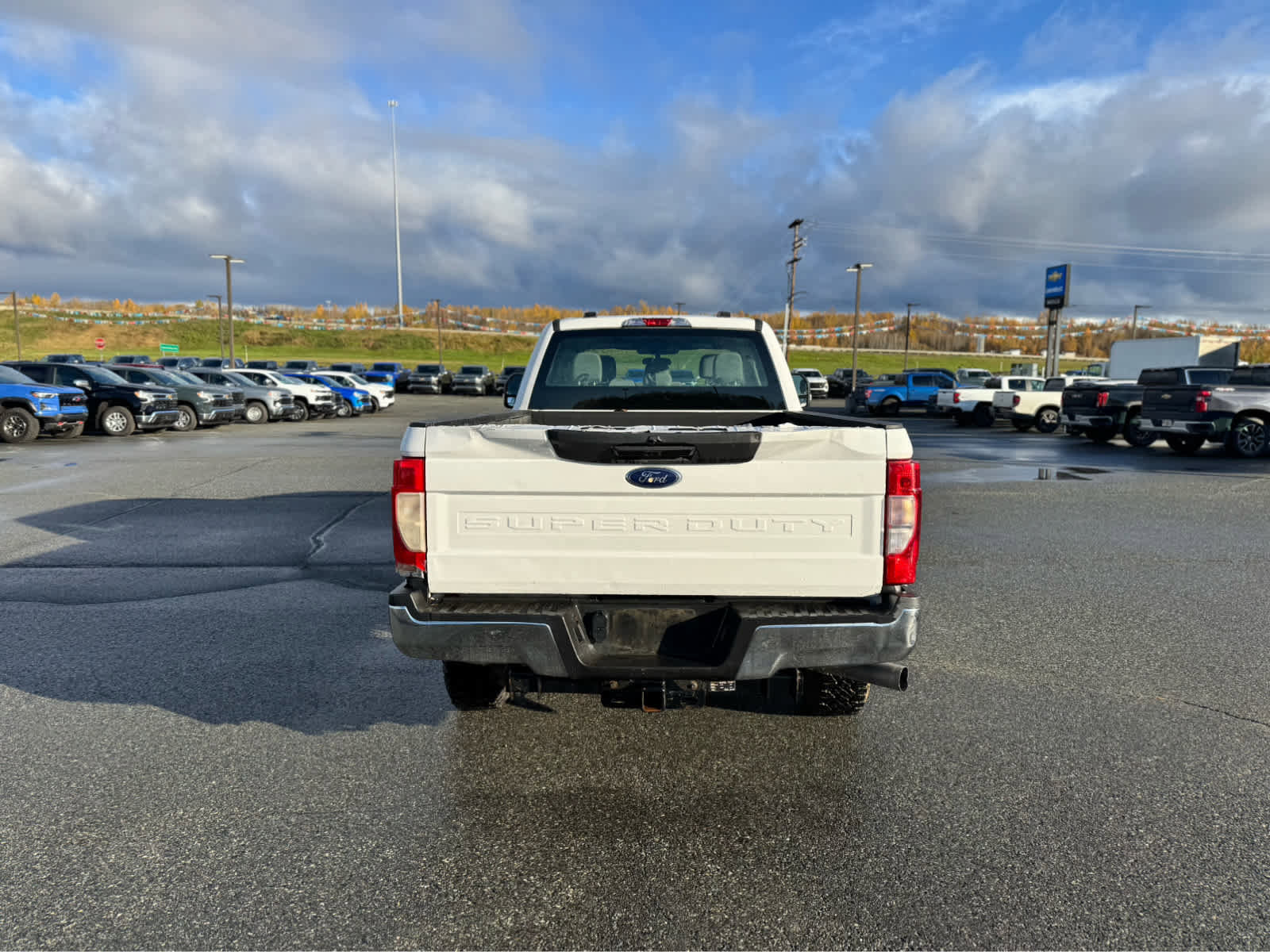 Used 2020 Ford F250 XL w/ Power Equipment Group image 4