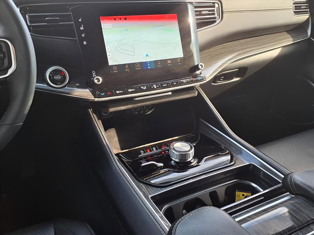 Used 2022 Jeep Wagoneer Series II image 6