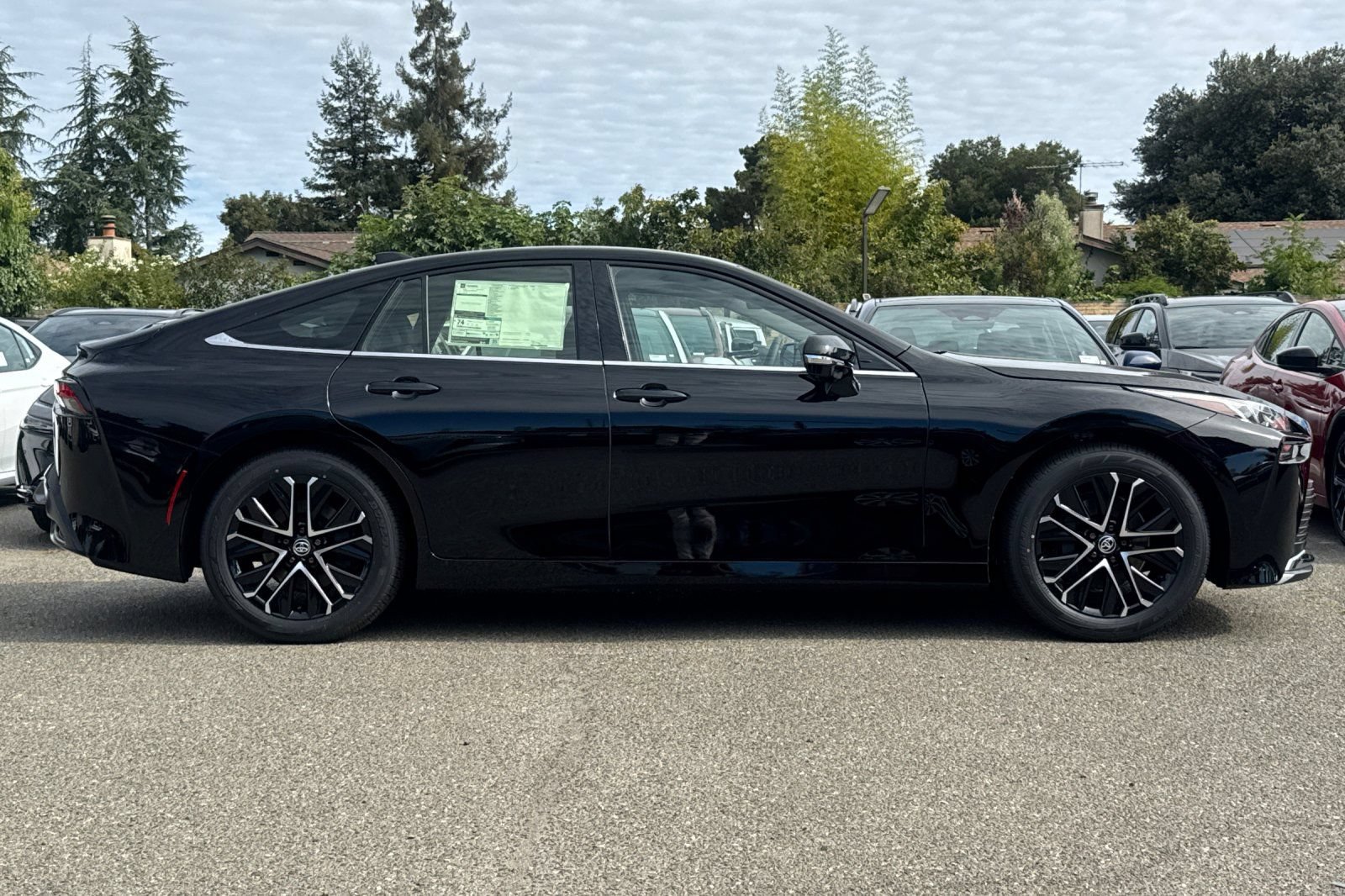 New 2026 Toyota Mirai RWD image 9