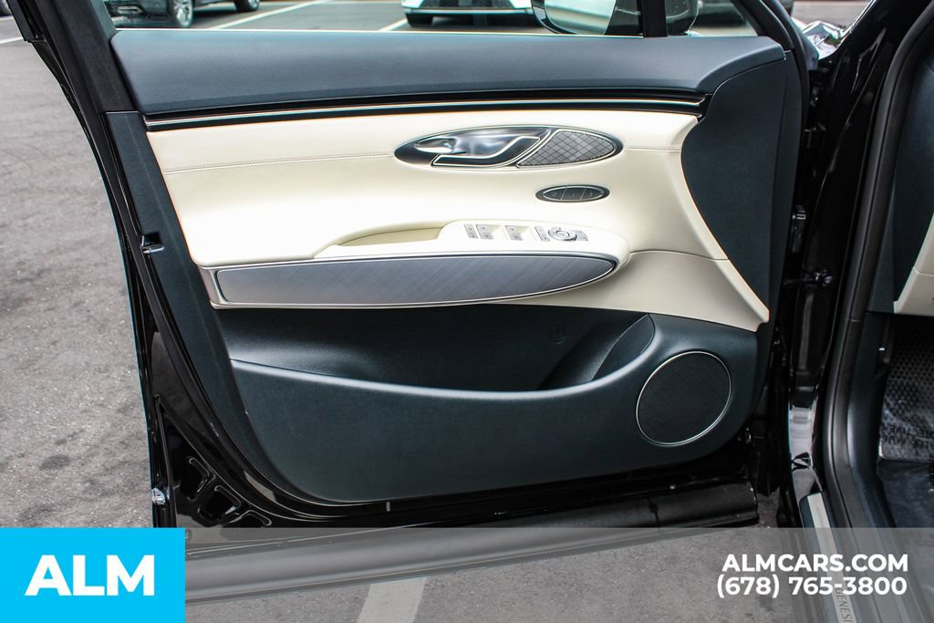 Used 2024 Genesis Electrified GV70 Advanced image 41