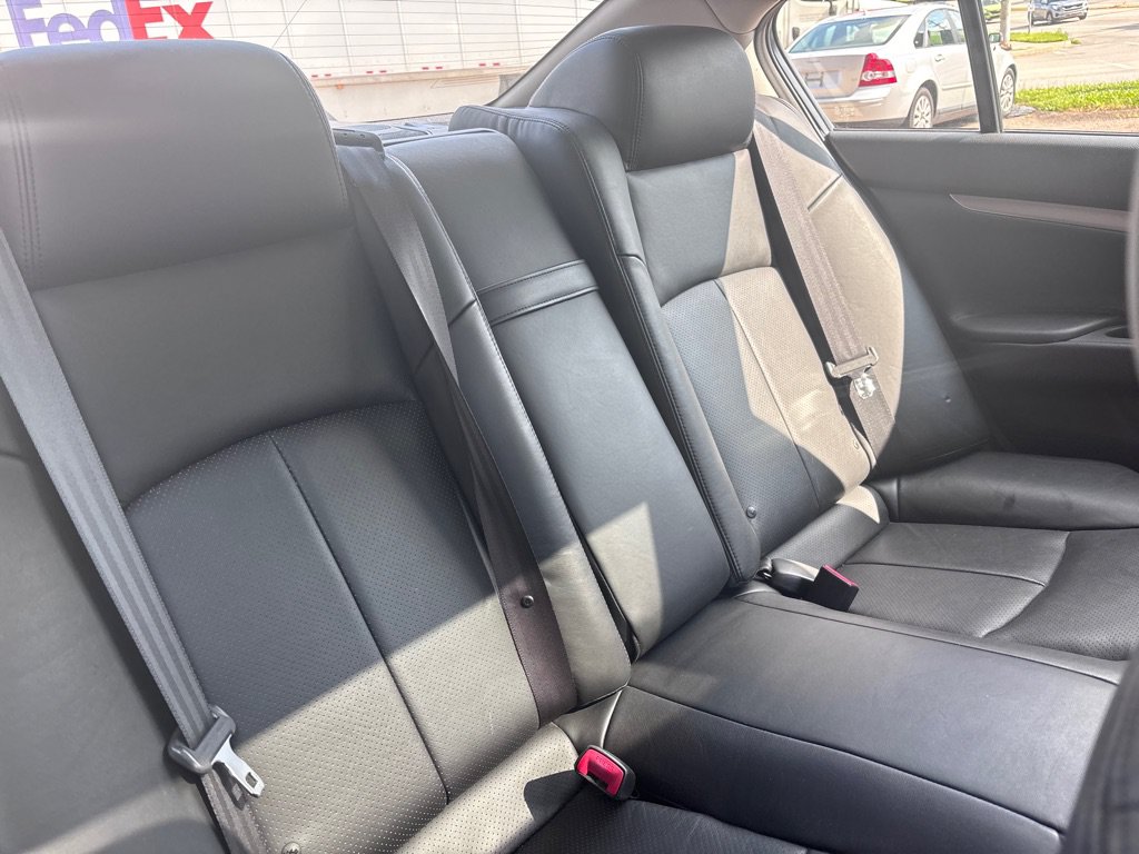 Used 2010 INFINITI G37 x Sedan w/ Premium Pkg AWD/4WD image 3