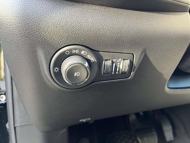 New 2026 Jeep Compass Latitude w/ Quick Order Package 29K AWD/4WD image 15