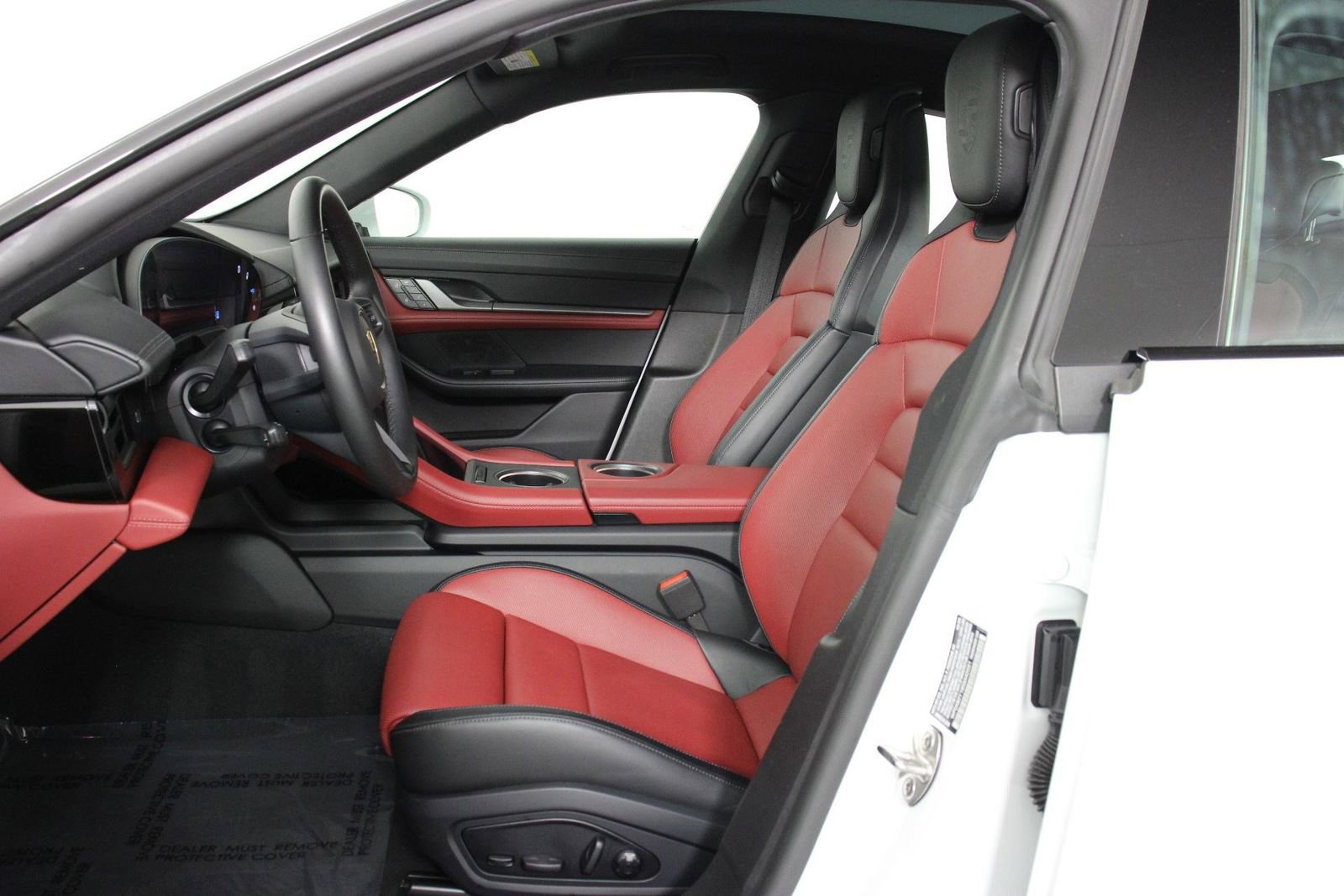 Certified 2025 Porsche Taycan 4S image 5