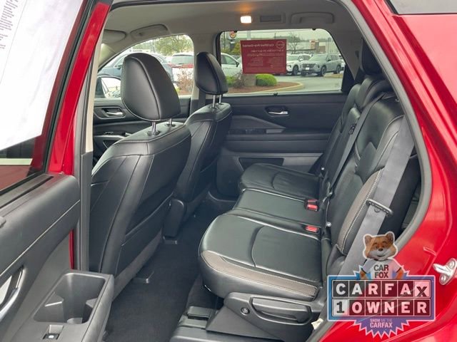 Used 2022 Nissan Pathfinder SL image 14
