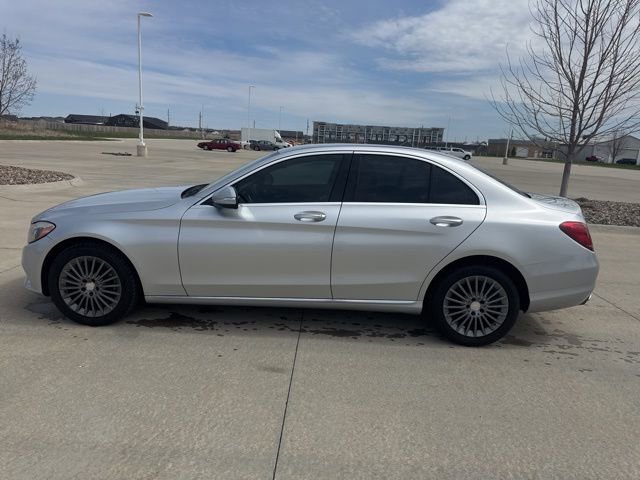 Used 2015 Mercedes-Benz C 300 4MATIC Sedan image 6