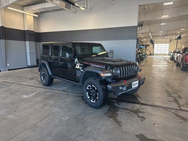 Used 2025 Jeep Wrangler Unlimited Rubicon AWD/4WD image 2
