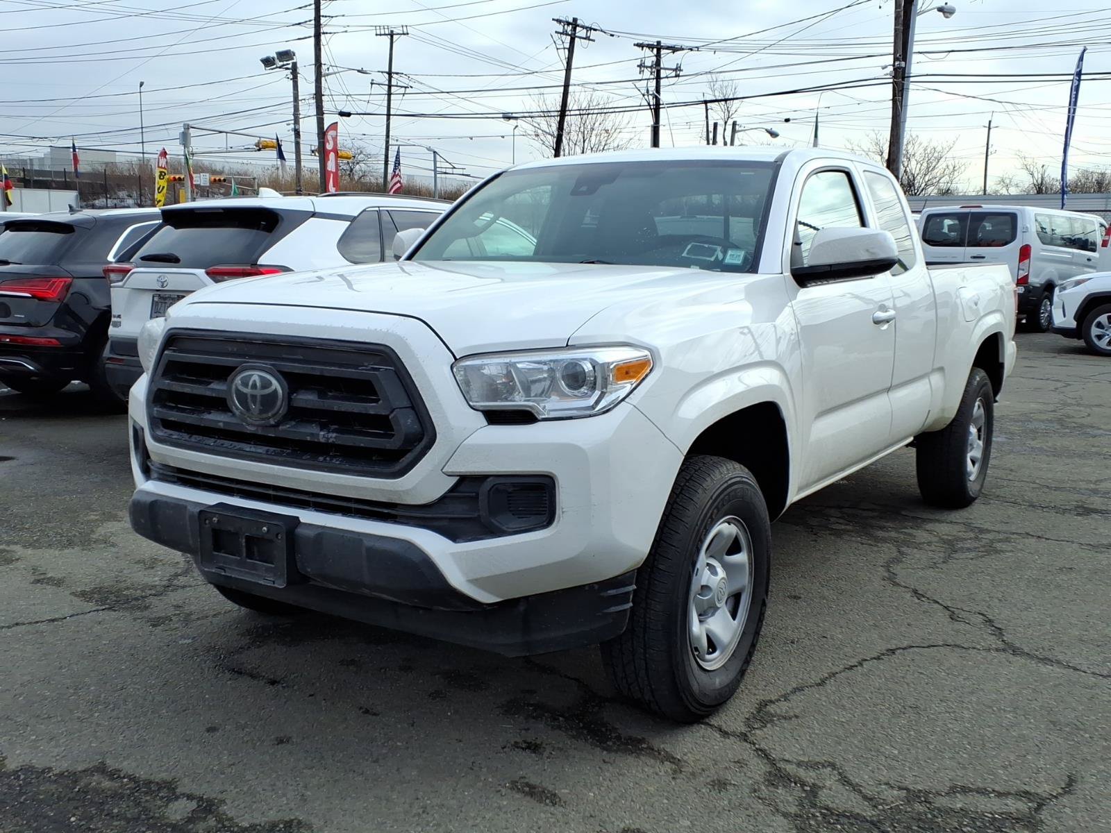 Used 2021 Toyota Tacoma SR RWD image 3