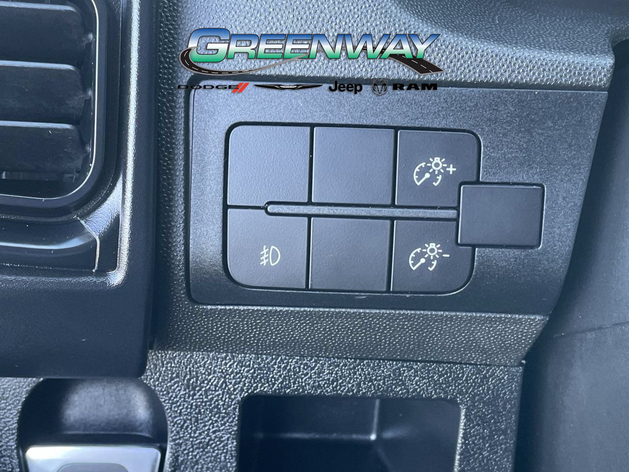 Used 2025 RAM ProMaster 2500 w/ U-Haul Equipment Group FWD image 23
