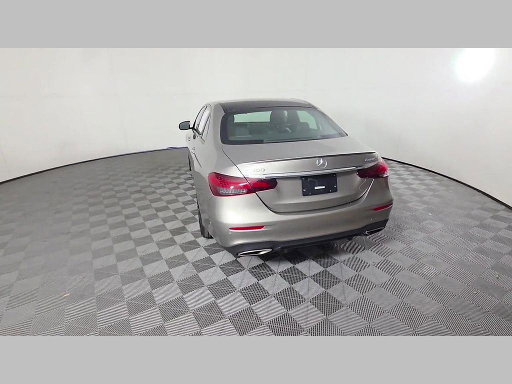 Used 2023 Mercedes-Benz E 350 4MATIC Sedan image 40