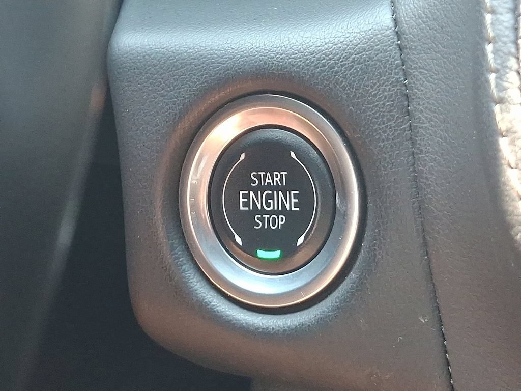 Certified 2024 Chevrolet Suburban Premier AWD/4WD image 23