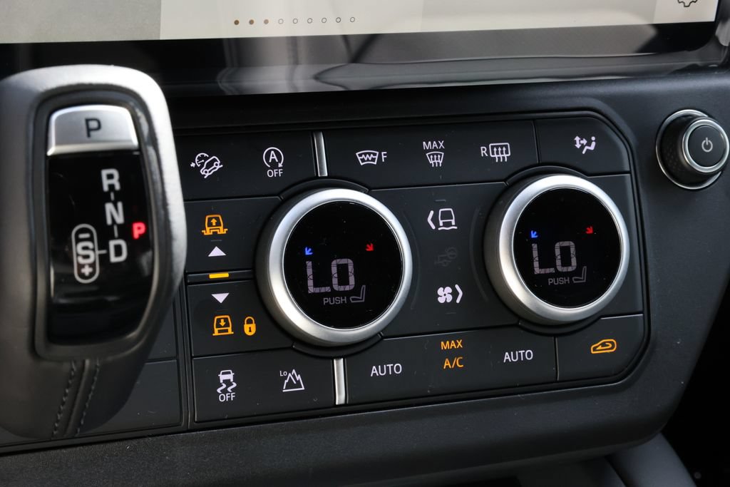 New 2026 Land Rover Defender 110 S AWD/4WD image 21