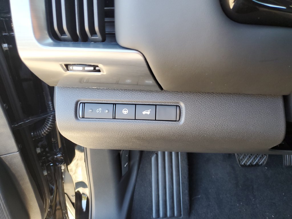 New 2026 Nissan Pathfinder SL FWD image 24