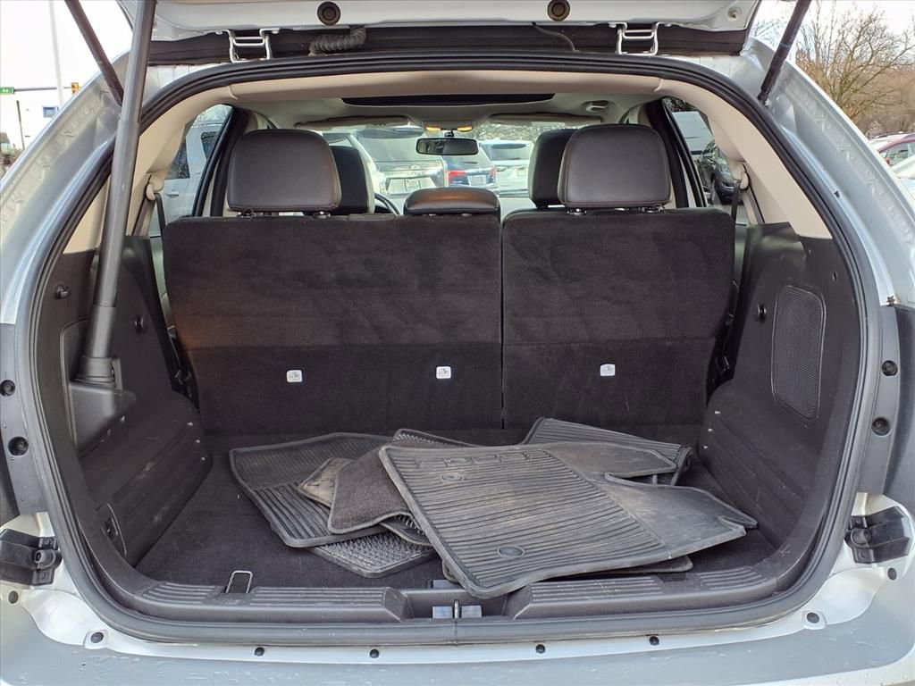 Used 2013 Ford Edge Limited image 9