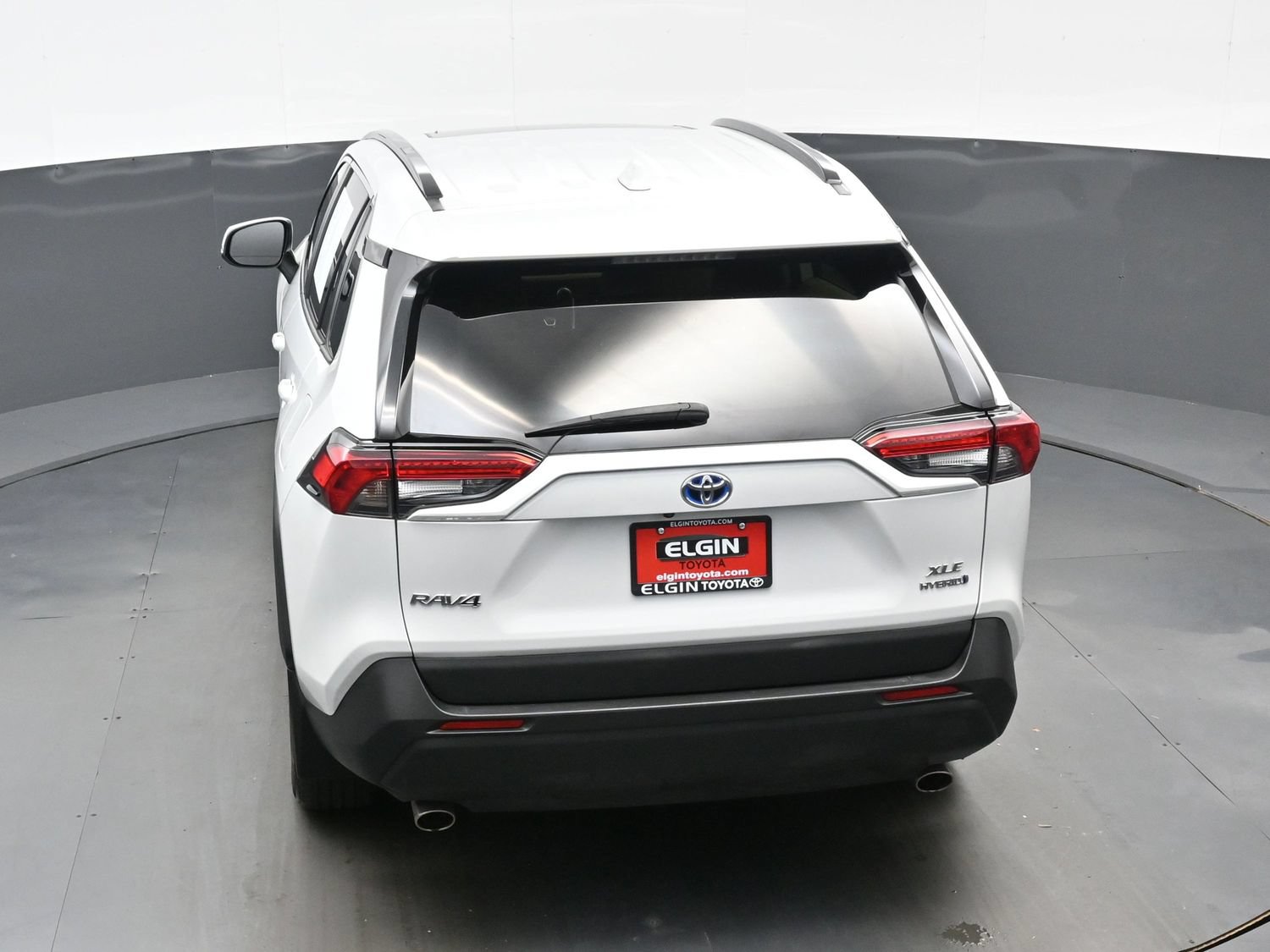 Used 2024 Toyota RAV4 XLE Premium w/ Weather Package AWD/4WD image 41