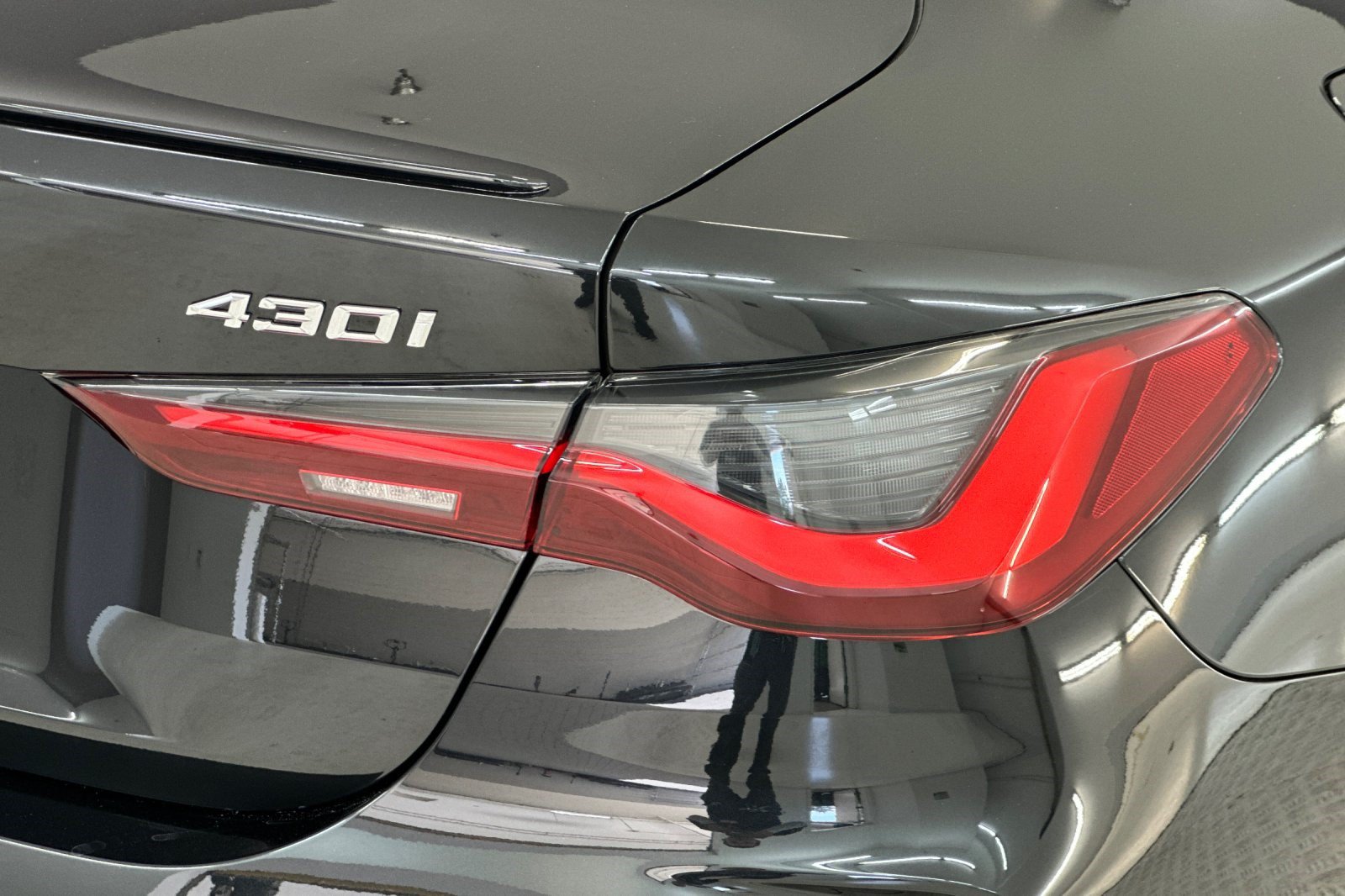 Certified 2024 BMW 430i Coupe w/ M Sport Package RWD image 30