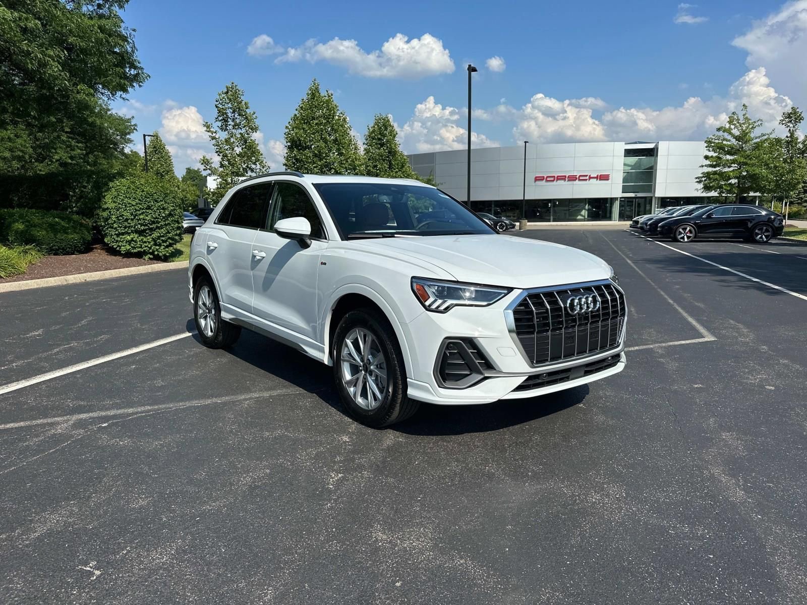 New 2025 Audi Q3 2.0T Premium Plus w/ Premium Plus Package