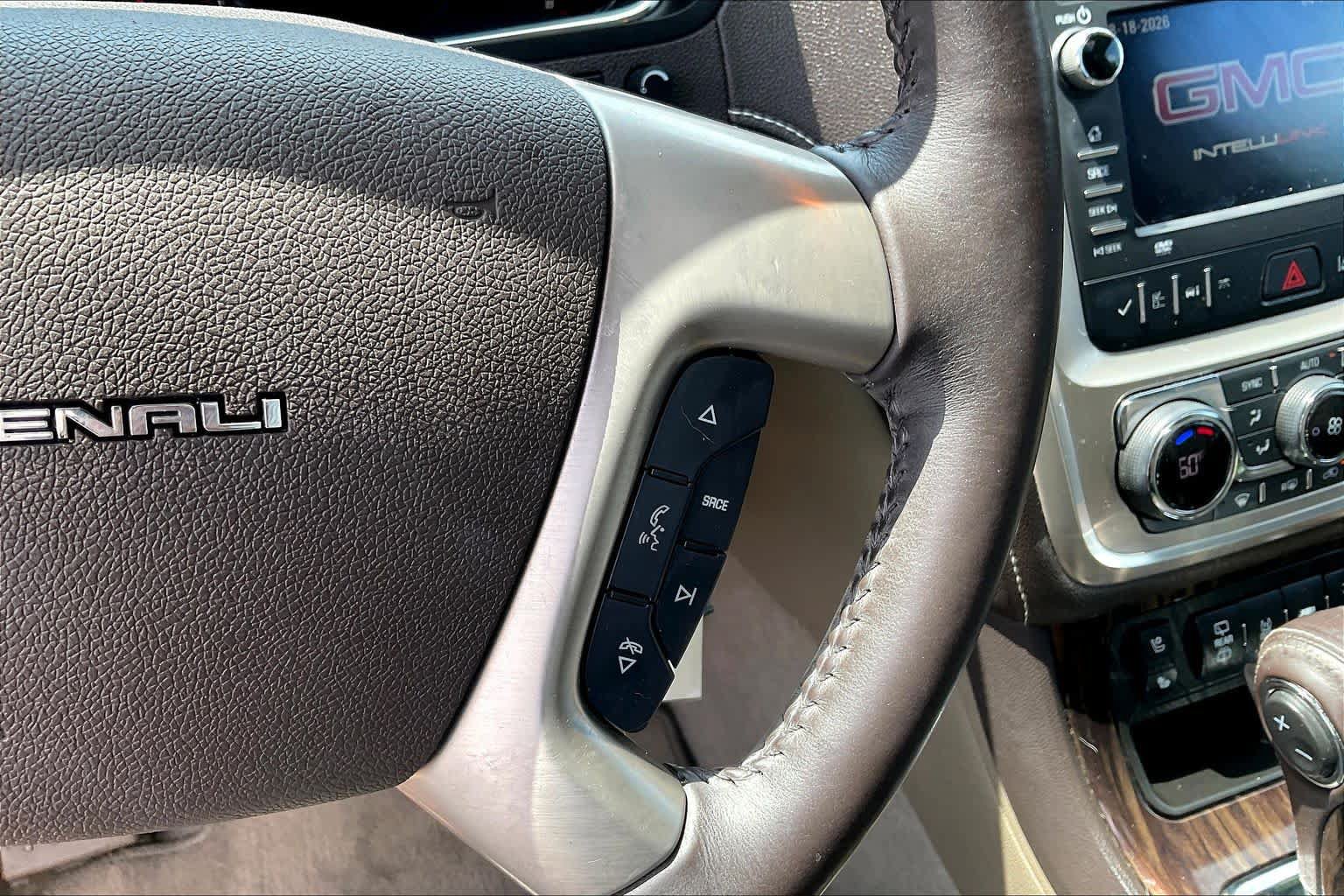 Used 2016 GMC Acadia Denali AWD/4WD image 27