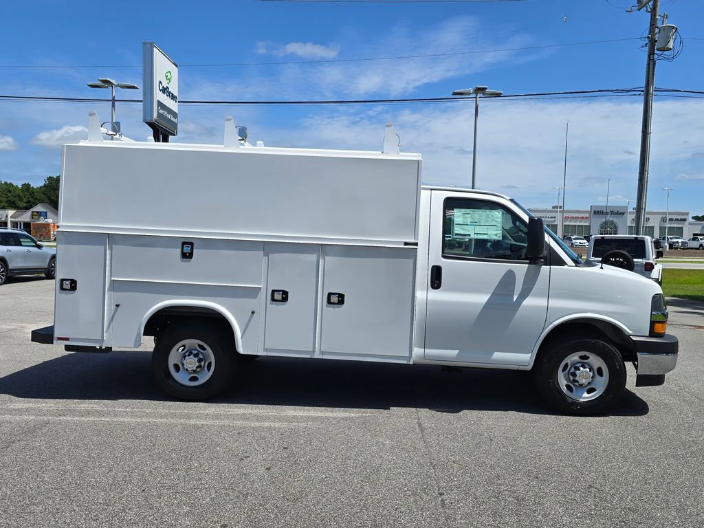 New 2025 Chevrolet Express 3500 w/ Power Convenience Package RWD image 2