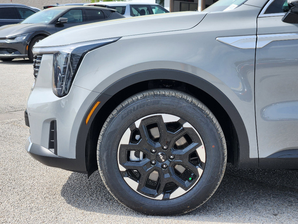 New 2026 Kia Sorento S image 5