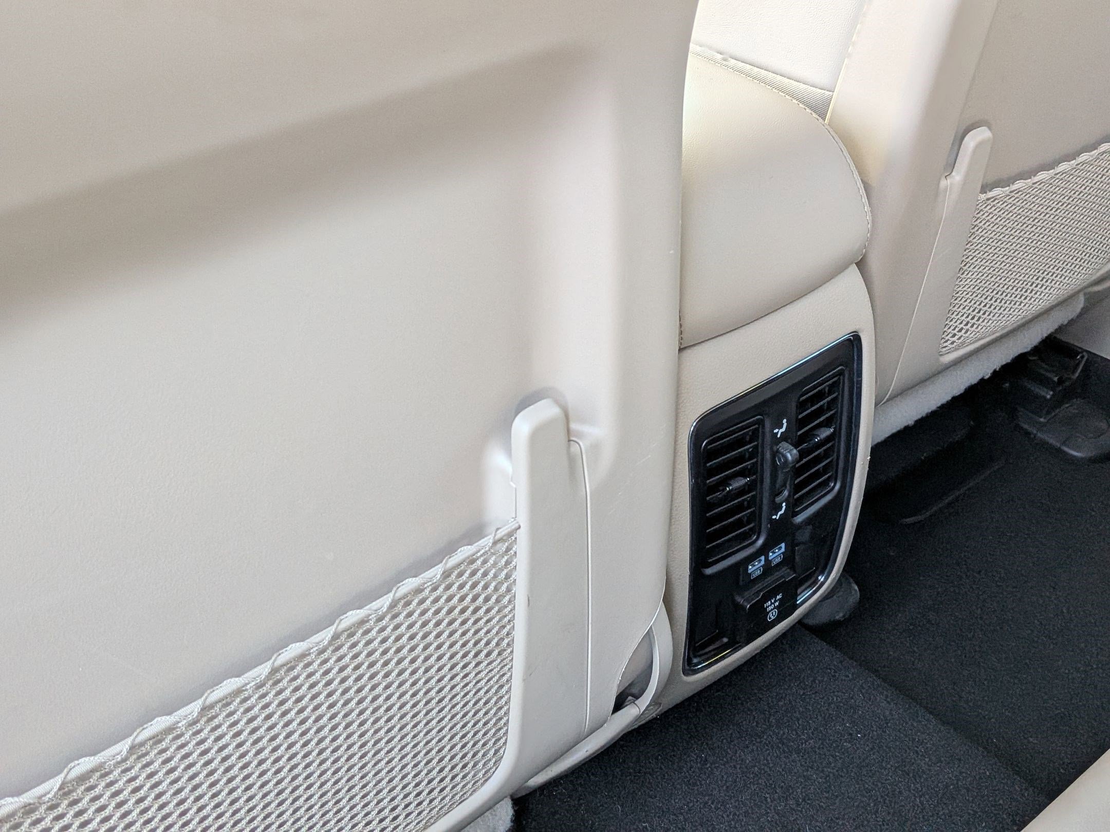 Used 2021 Jeep Grand Cherokee Limited w/ Sun & Sound Group image 30