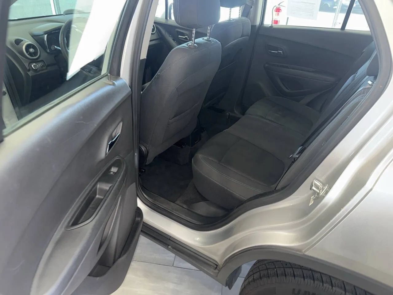 Used 2016 Chevrolet Trax LS AWD/4WD image 21