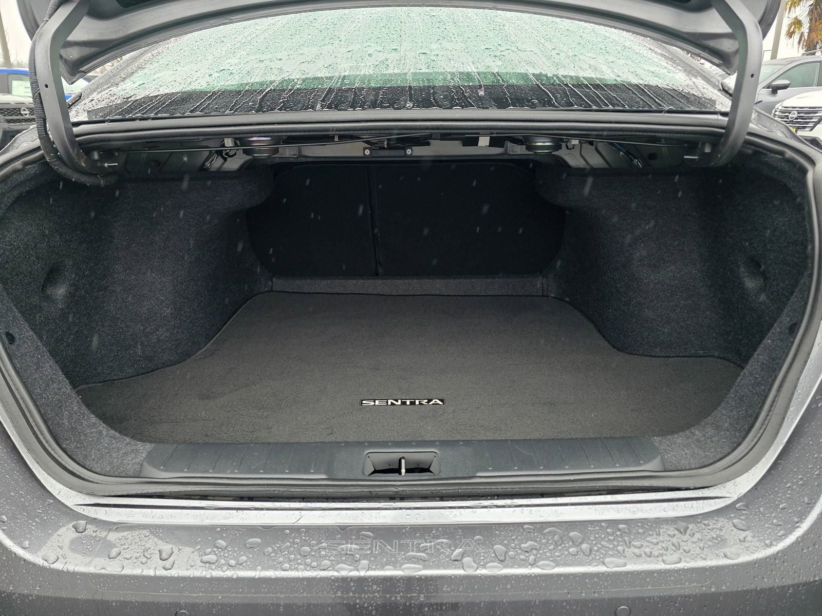 Used 2022 Nissan Sentra SV image 29