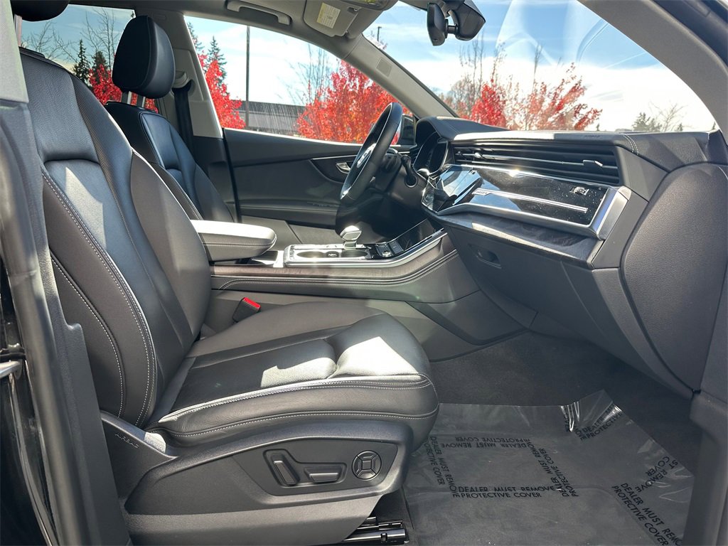 Used 2023 Audi Q8 Premium Plus w/ Premium Plus Package image 10