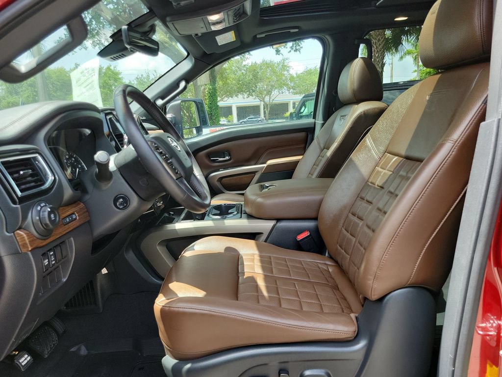 Used 2024 Nissan Titan Platinum Reserve w/ Moonroof Package AWD/4WD image 13
