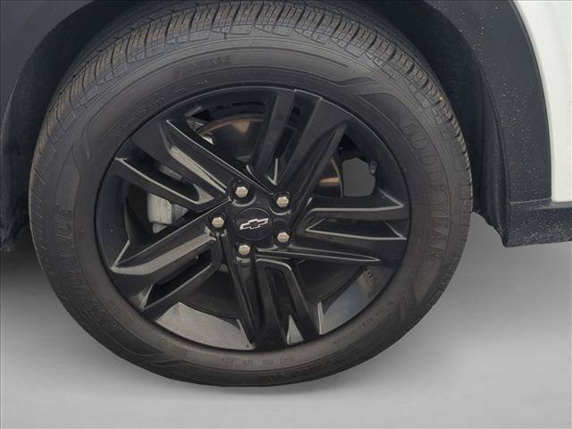 Used 2025 Chevrolet Trax ACTIV w/ Sunroof Package FWD image 23