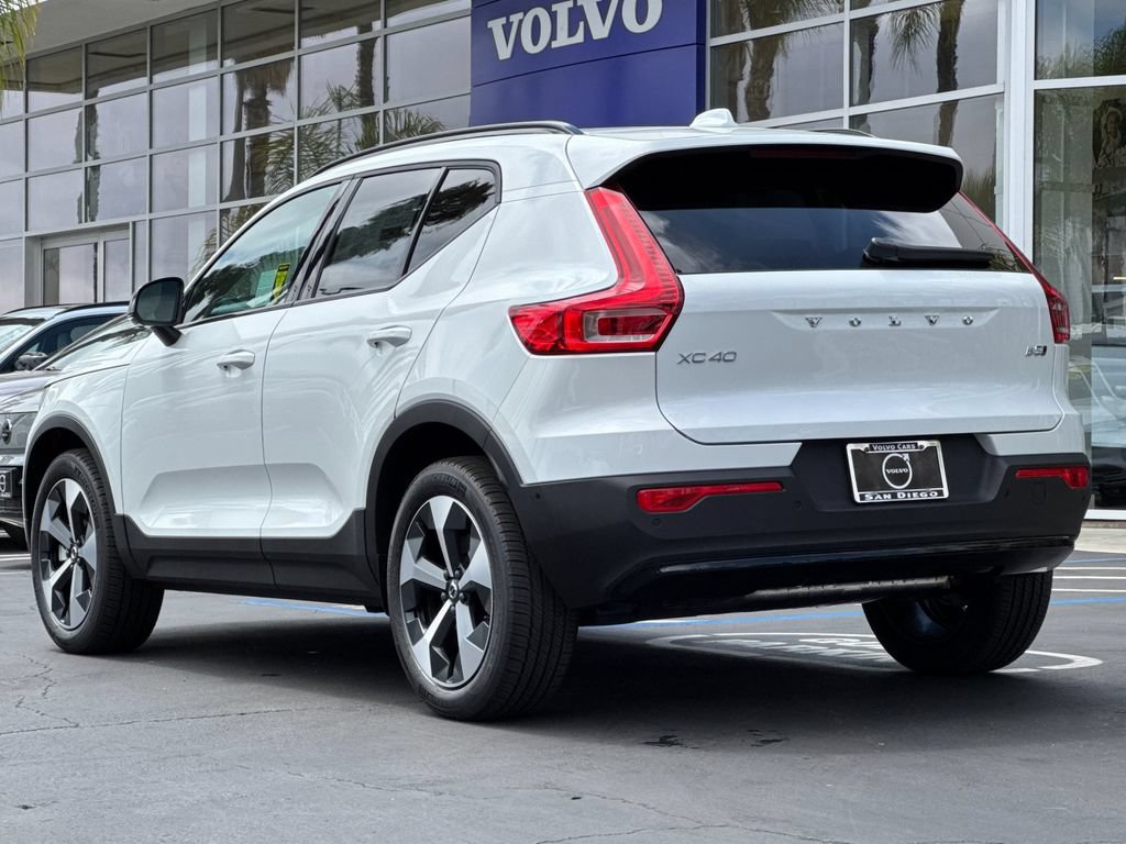 New 2026 Volvo XC40 B5 Plus w/ Protection Package Premier AWD/4WD image 3