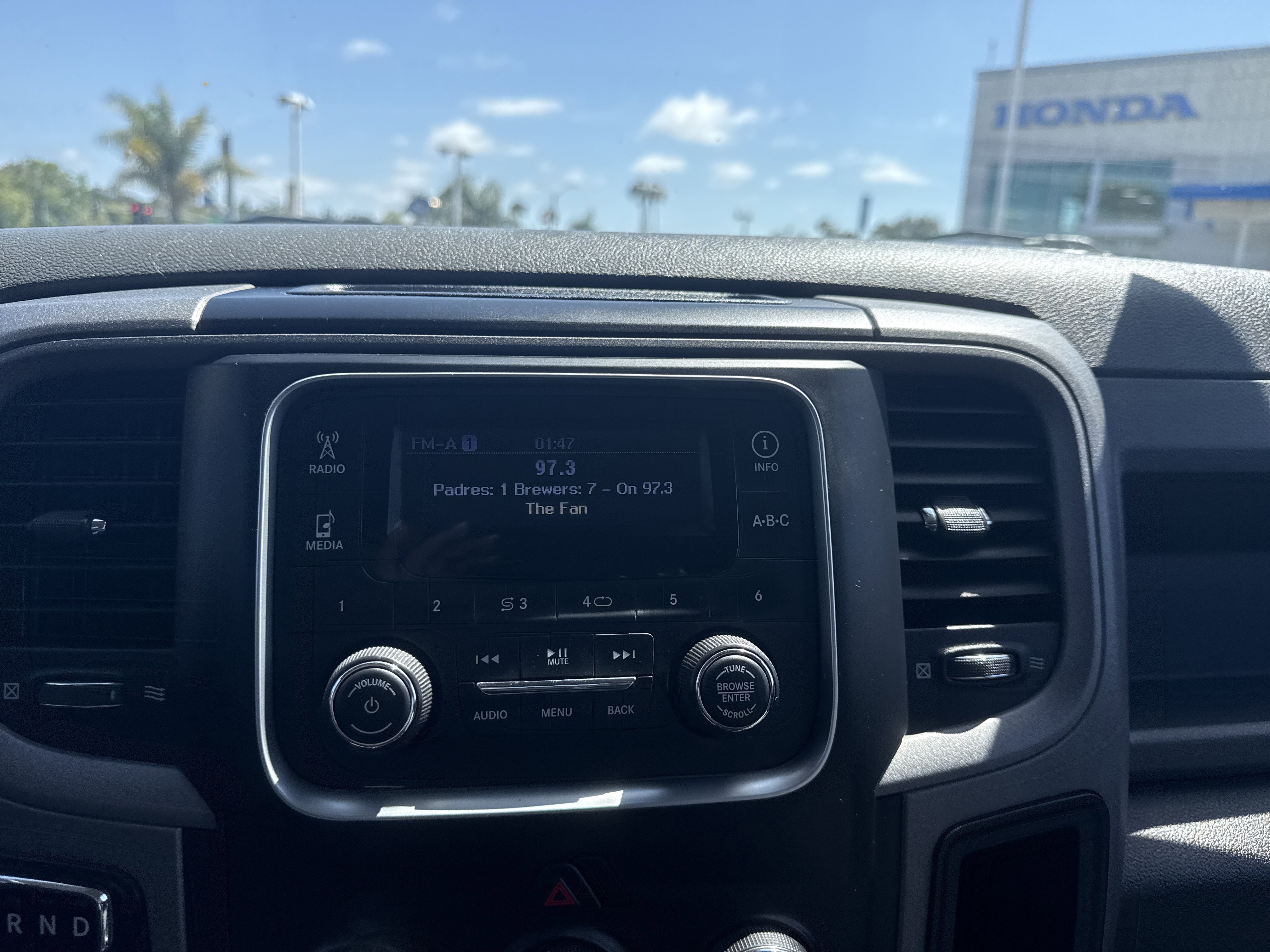 Used 2014 RAM 1500 Tradesman AWD/4WD image 25