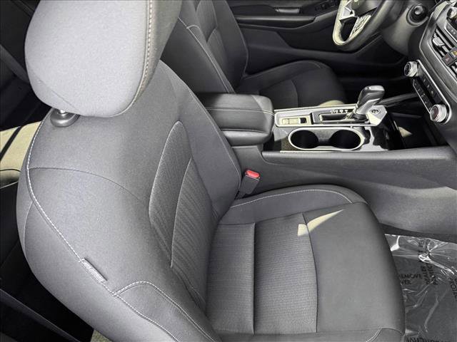 Used 2024 Nissan Altima 2.5 SV AWD/4WD image 19