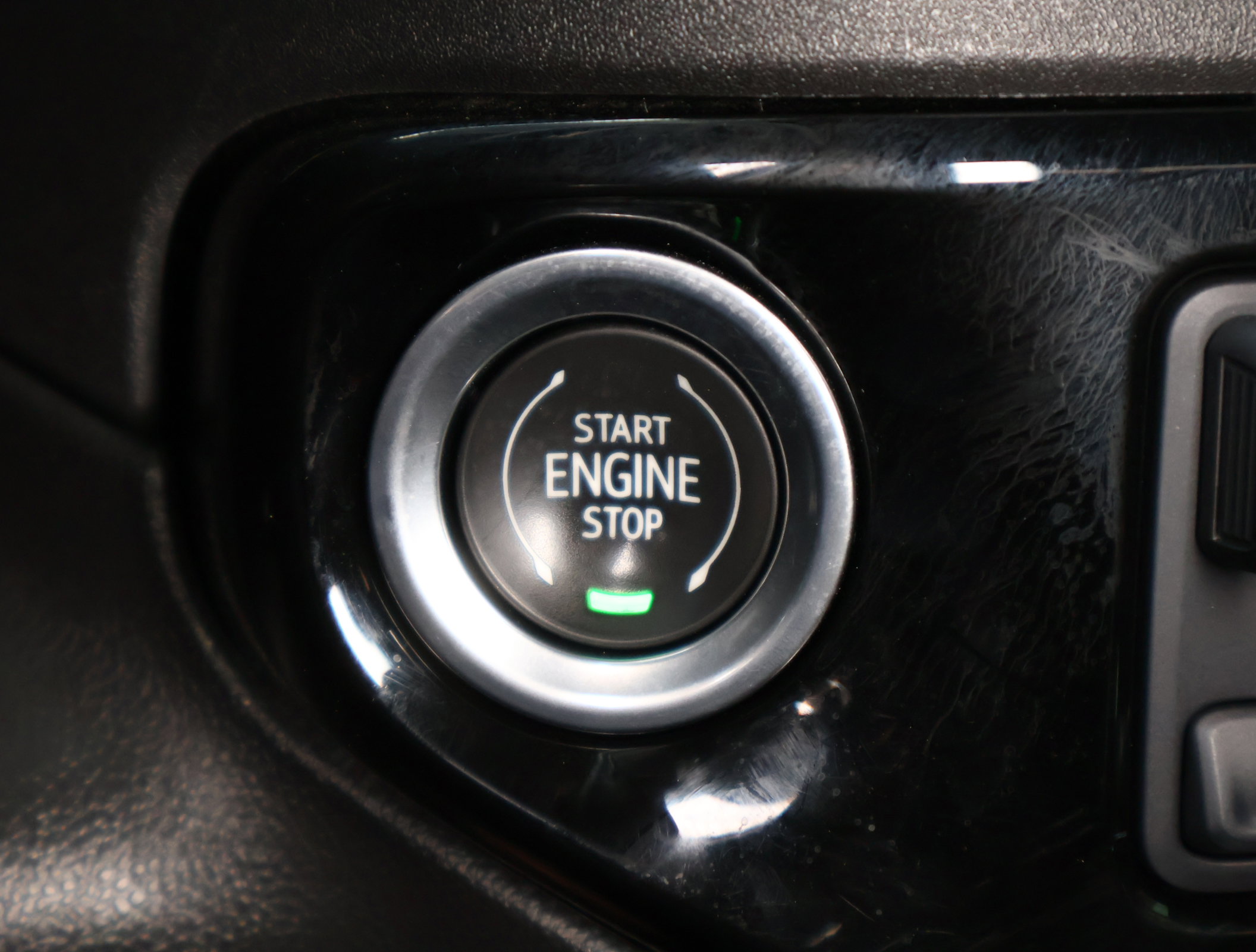 Used 2022 GMC Sierra 1500 Elevation w/ Elevation Premium Package image 18