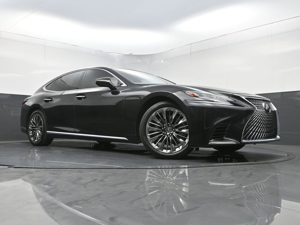 Used 2020 Lexus LS 500 w/ Accessory Package (Z2) RWD image 24