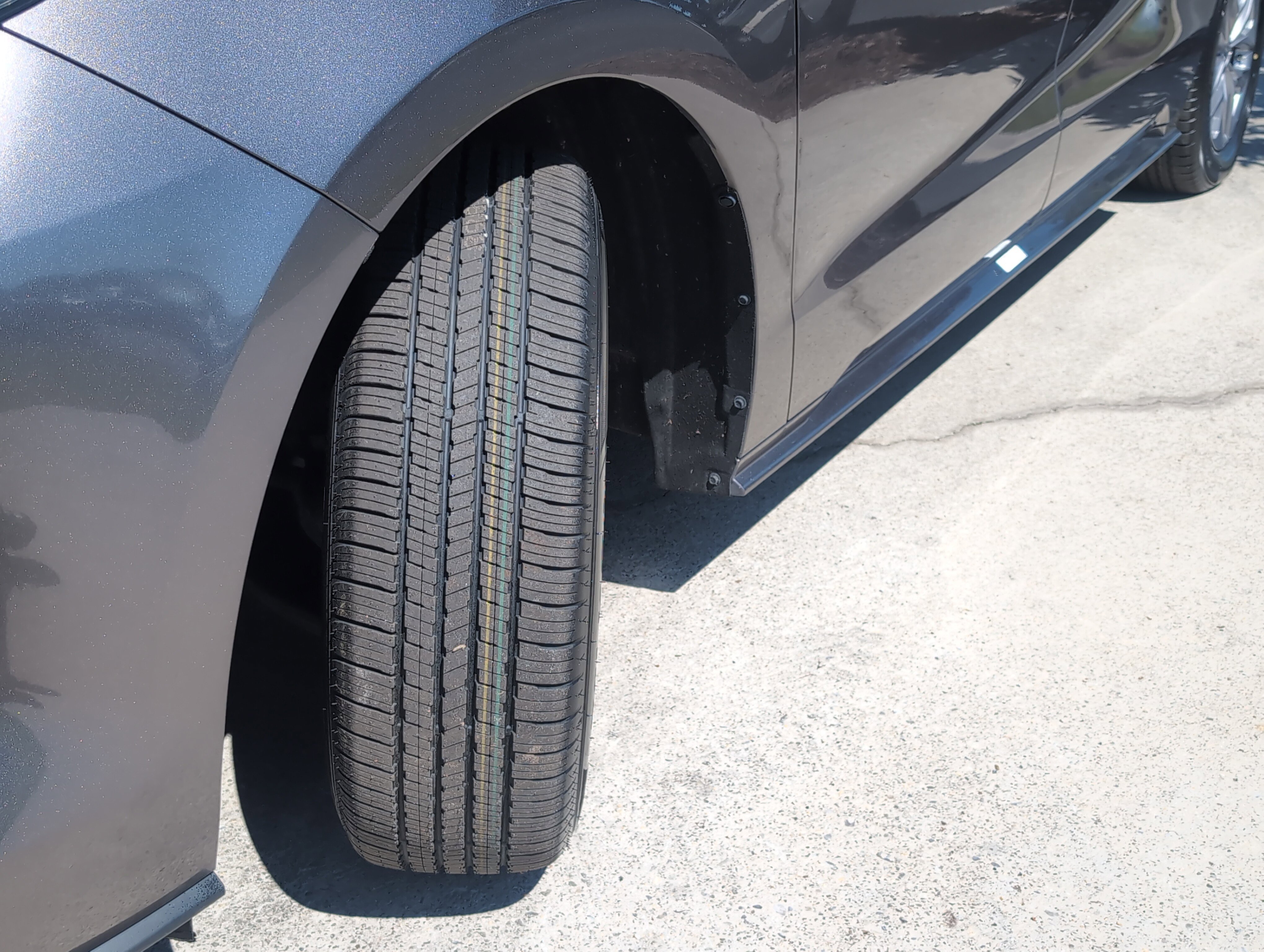Certified 2024 Toyota Sienna XLE FWD image 12