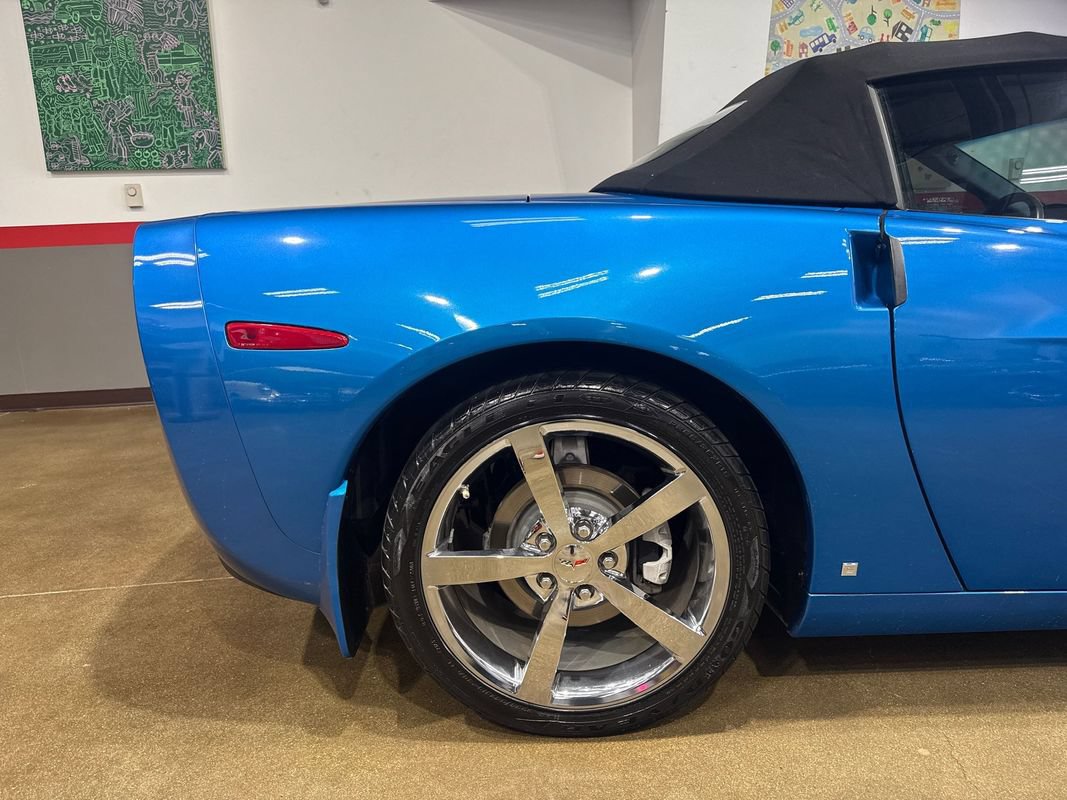 Used 2009 Chevrolet Corvette Convertible RWD image 50
