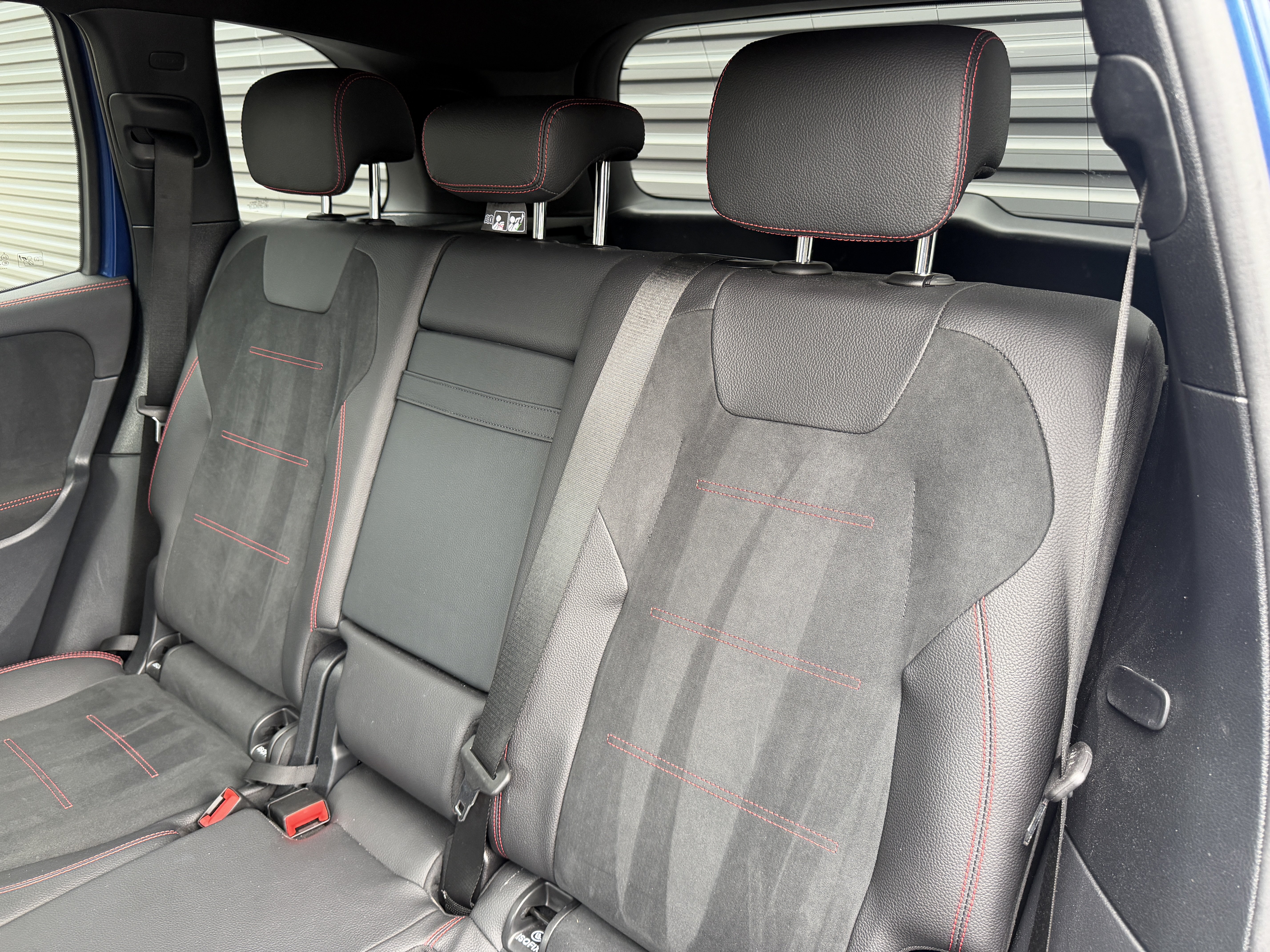 Used 2024 Mercedes-Benz GLB 250 image 17