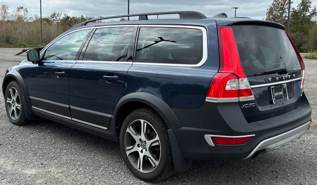 Used 2015 Volvo XC70 T6 Platinum AWD/4WD image 3