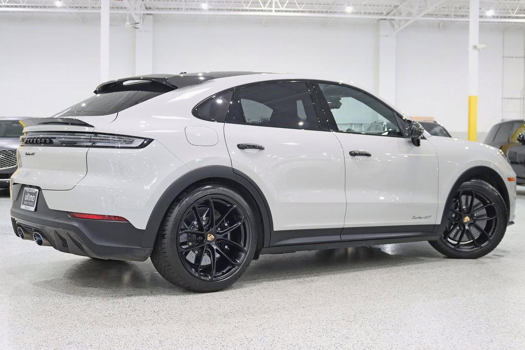 Used 2024 Porsche Cayenne Turbo GT AWD/4WD image 11