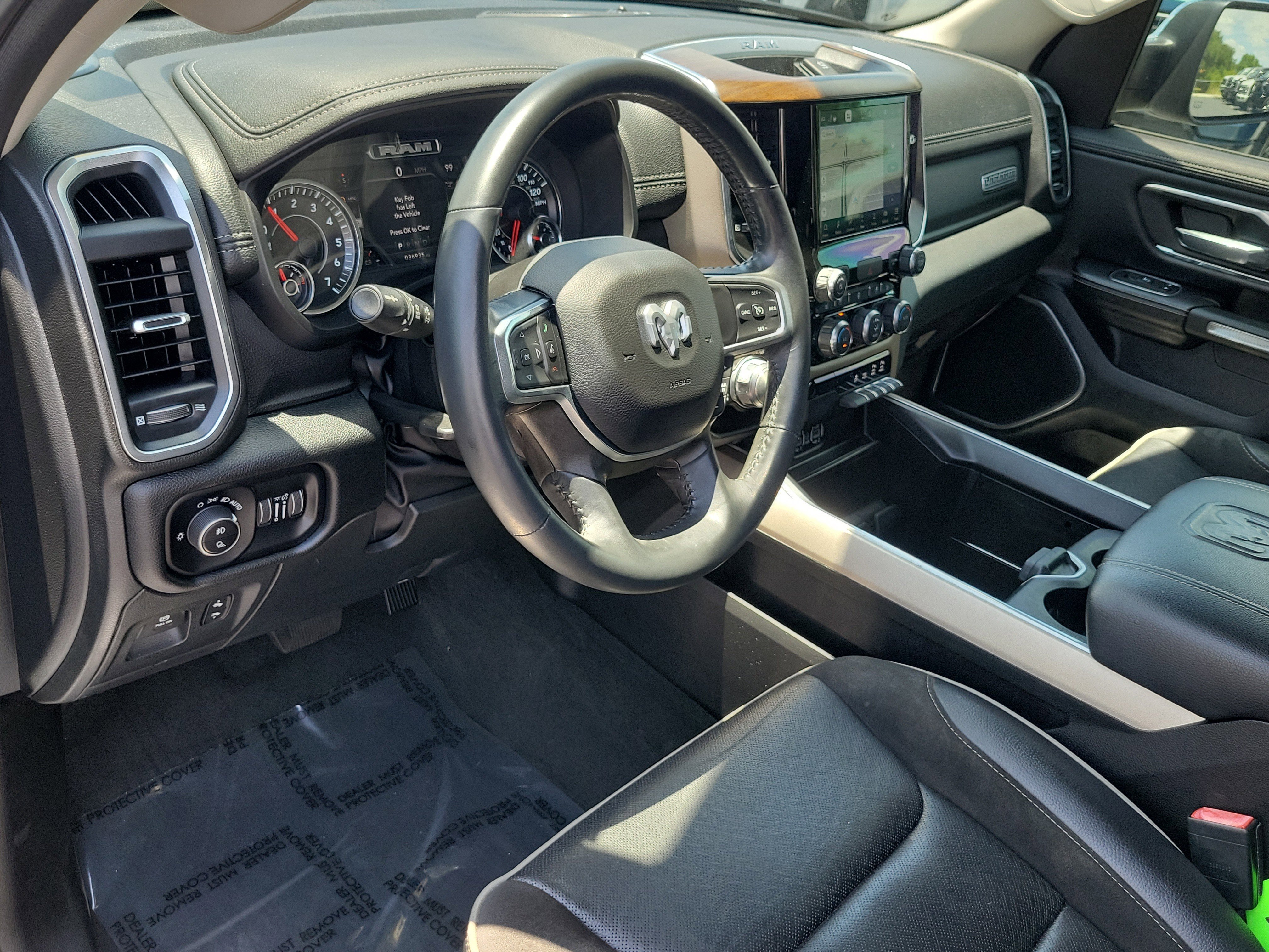 Used 2022 RAM 1500 Laramie AWD/4WD image 22