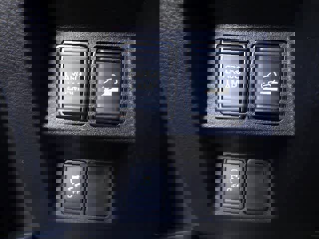 Used 2024 Nissan Frontier SV w/ Technology Package image 18