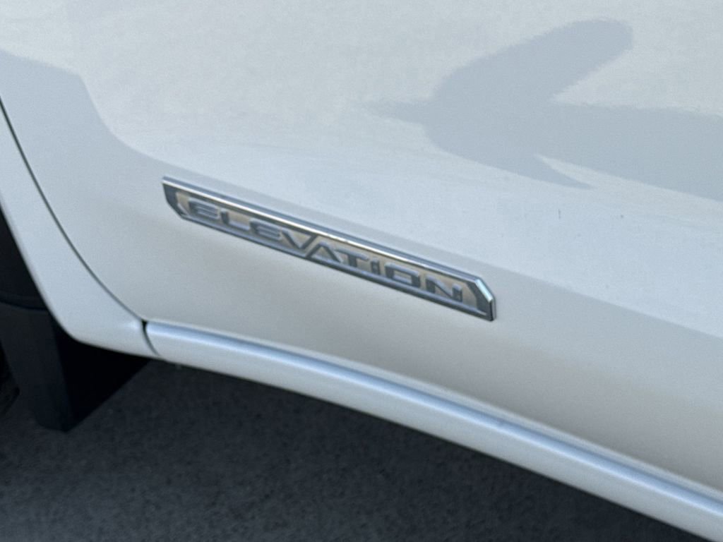 New 2026 GMC Sierra 1500 Elevation image 40