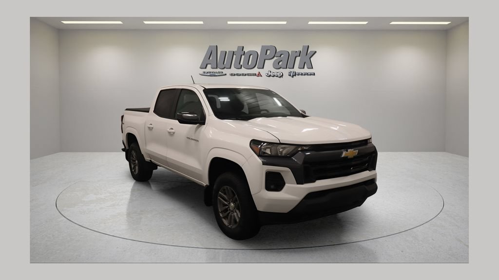 Used 2023 Chevrolet Colorado LT w/ LT Convenience Package II AWD/4WD image 1