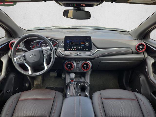 Used 2025 Chevrolet Blazer RS FWD image 17