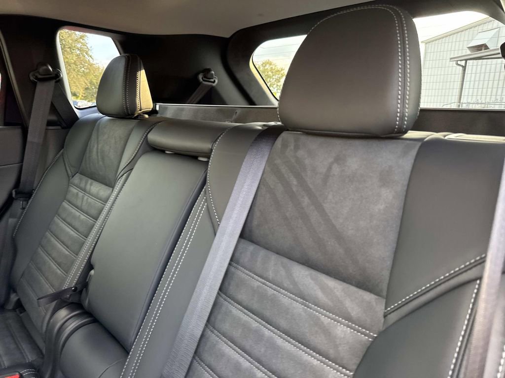 New 2026 Mitsubishi Outlander SE image 13